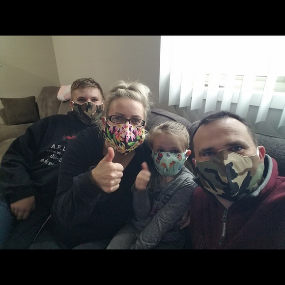 HAWAII Face Mask w/Filter 3-Layer Reusable - Picture 5 of 8